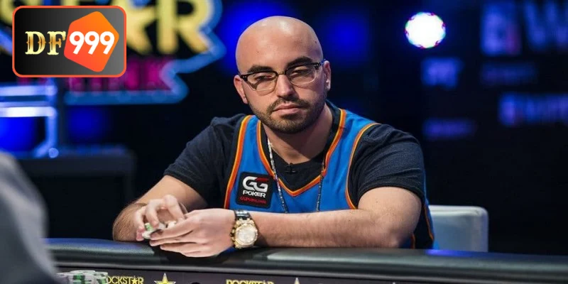 Bryn Kenney - Tay chơi Poker khét tiếng hàng đầu